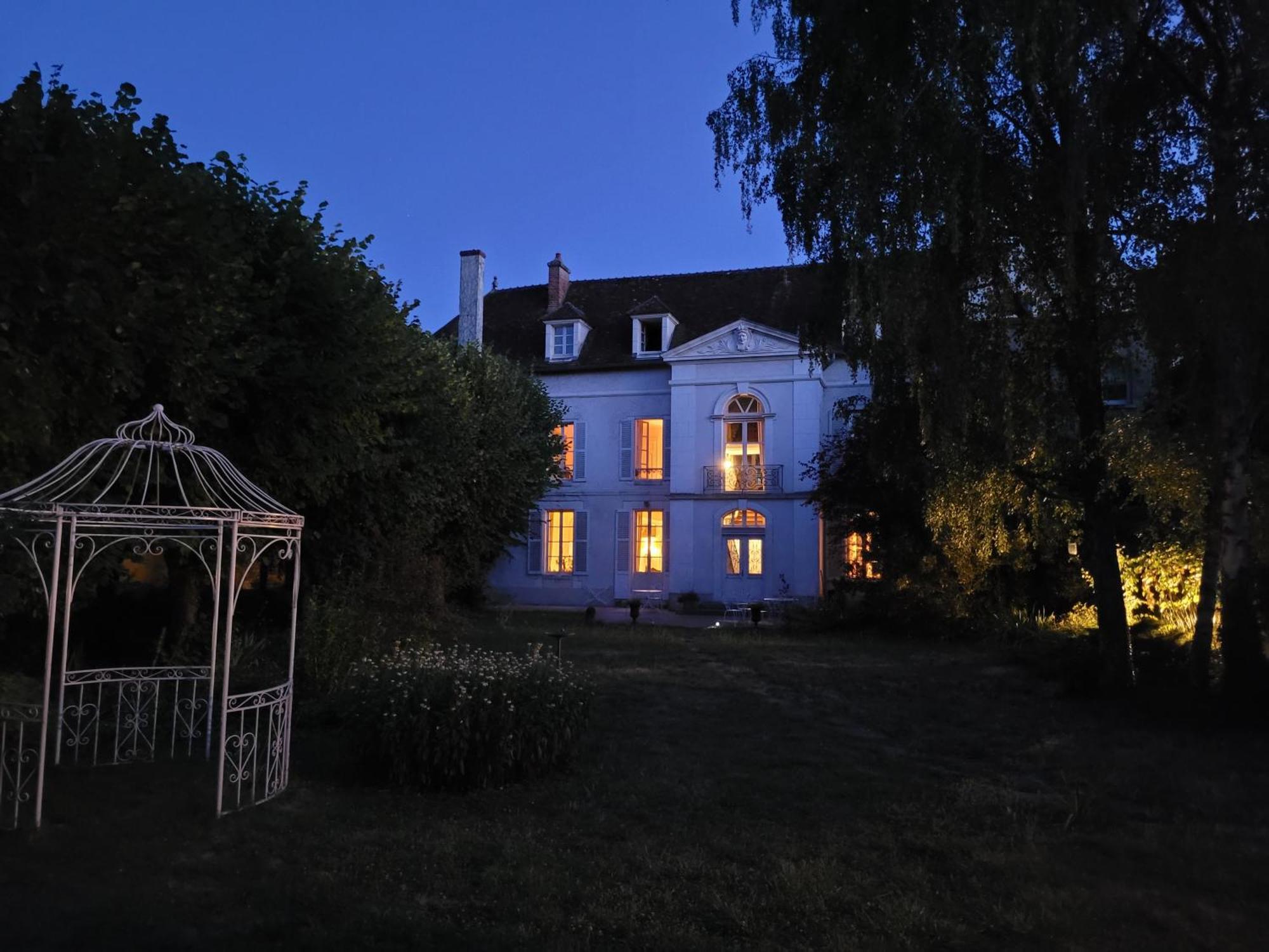 Saint-Eusebe Mansion - Hotel Particulier St-Eusebe Auxerre Eksteriør bilde